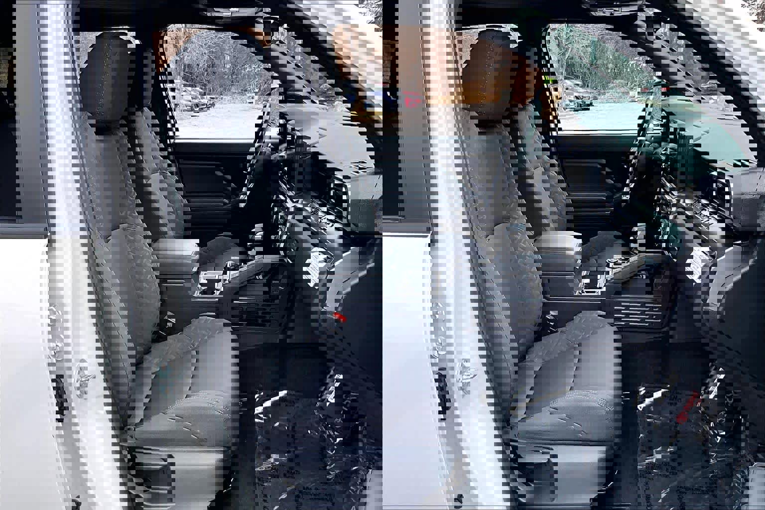 Used 2024 Toyota Tacoma SR5 image 8