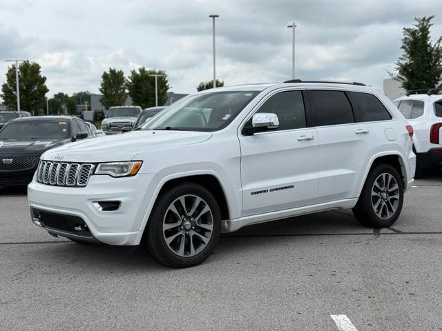 Used 2017 Jeep Grand Cherokee Overland AWD/4WD image 1