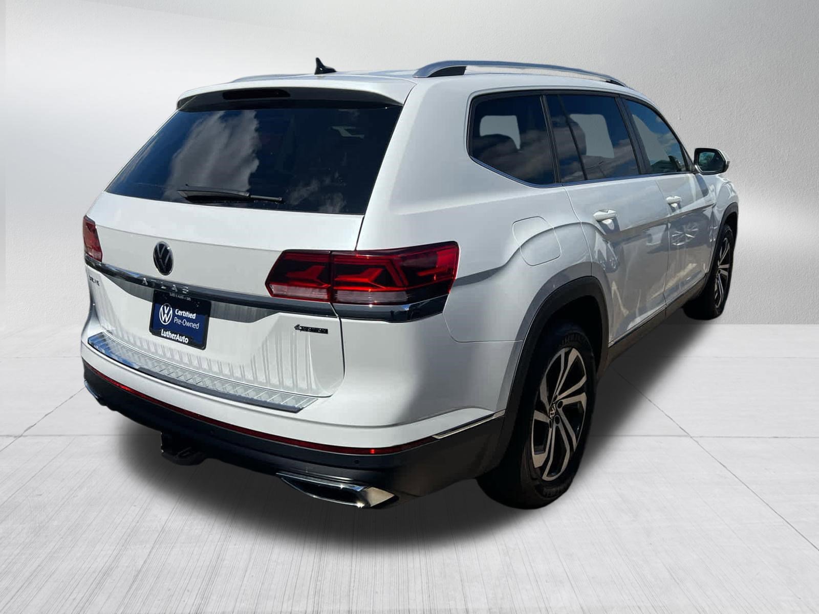 Certified 2023 Volkswagen Atlas SEL AWD/4WD image 6