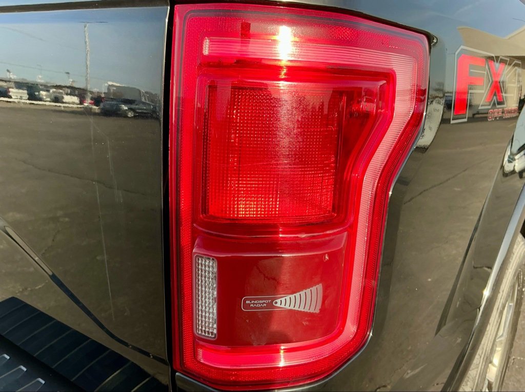 Used 2016 Ford F150 Lariat image 16