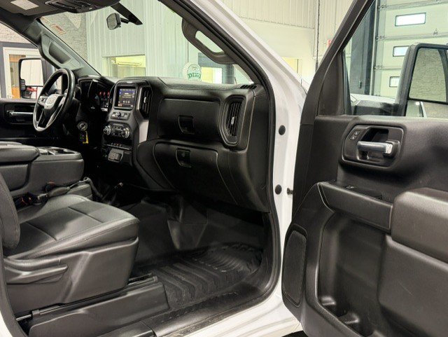 Used 2022 GMC Sierra 2500 Pro w/ Convenience Package AWD/4WD image 9