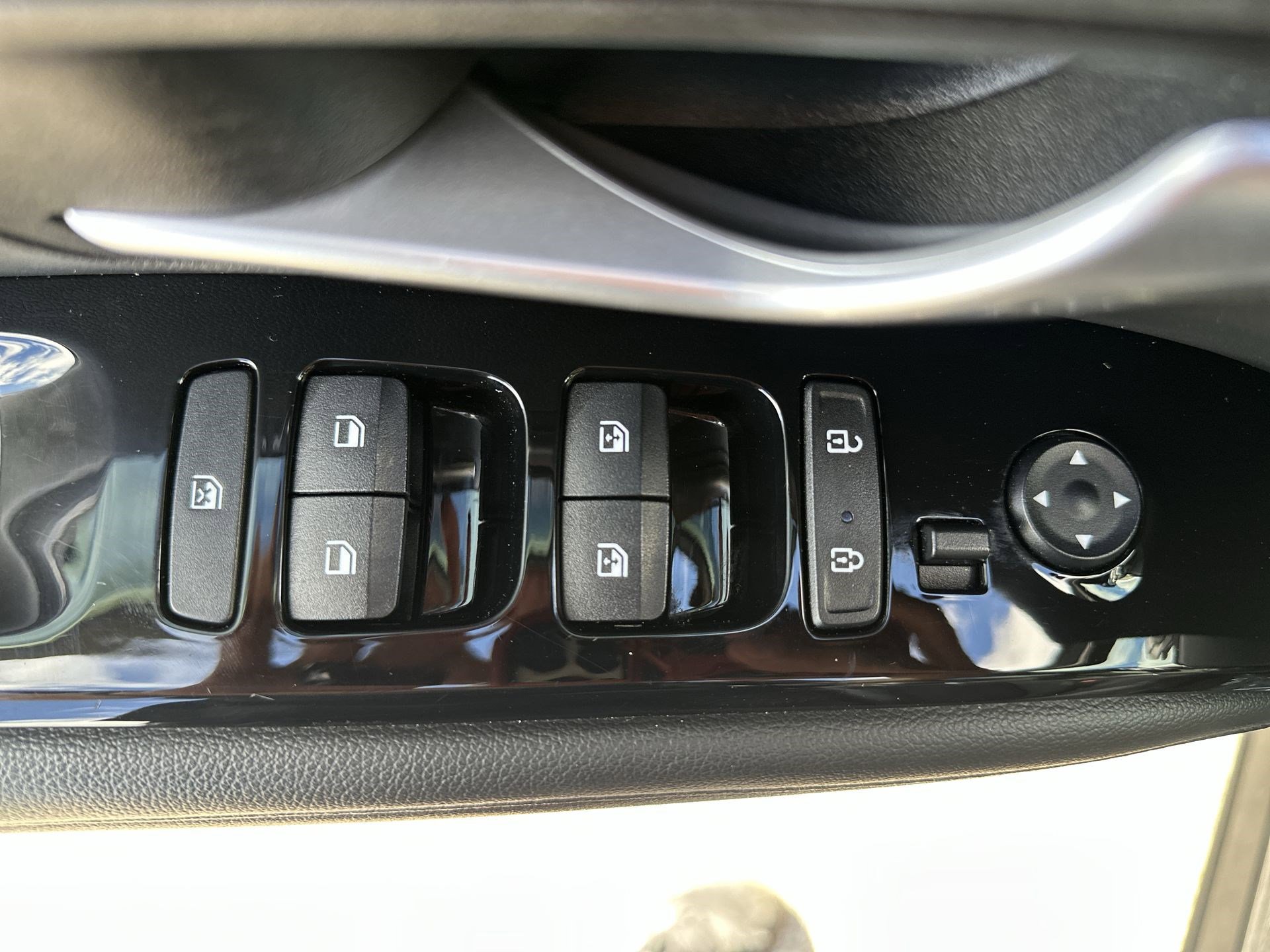 Used 2022 Hyundai Santa Cruz Limited w/ Cargo Package AWD/4WD image 15