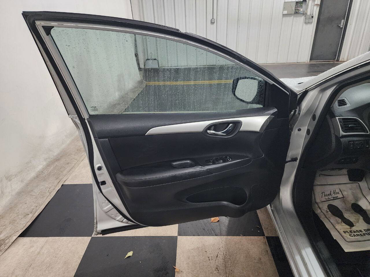 Used 2018 Nissan Sentra S image 10