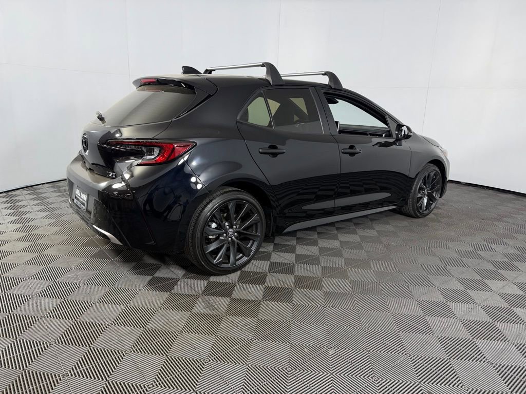 Used 2025 Toyota Corolla XSE image 7