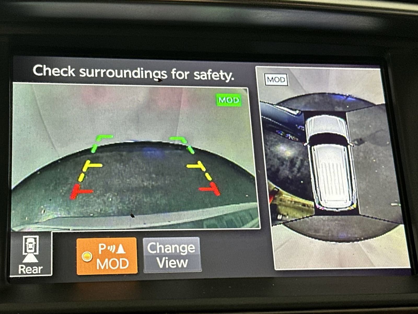 Used 2020 Nissan Armada SL image 21