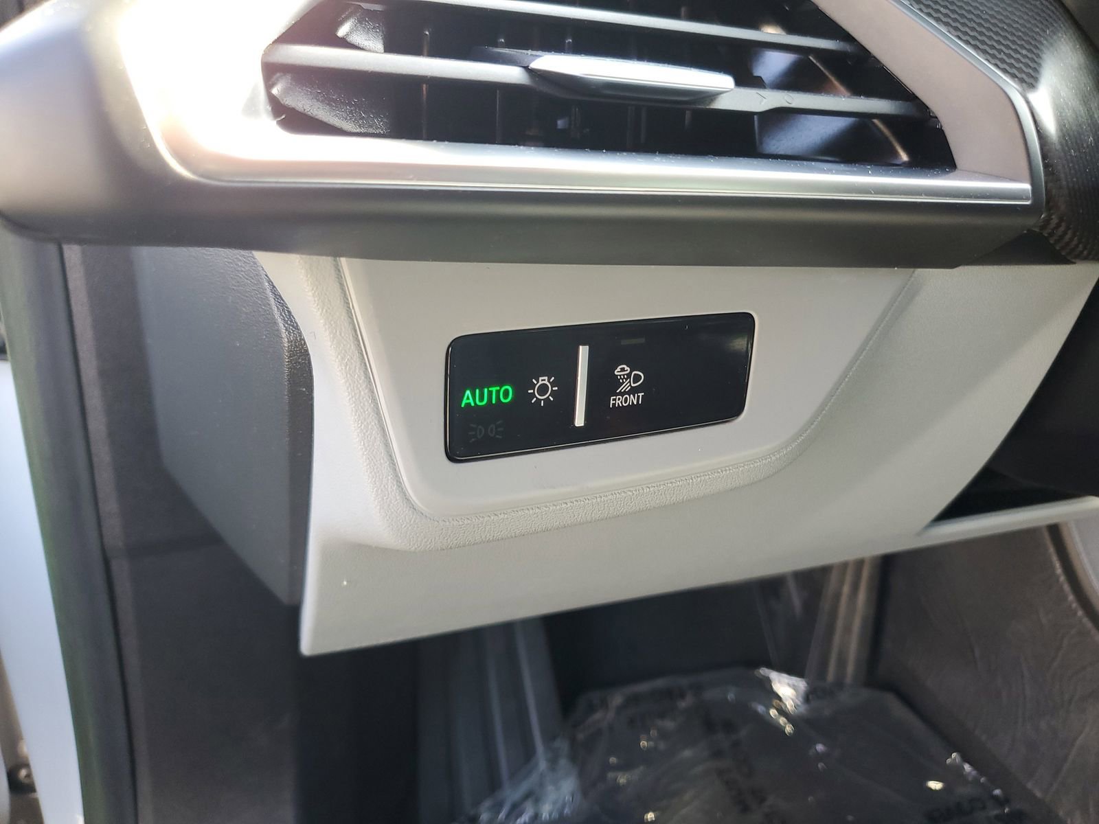 Used 2022 Audi e-tron GT Premium Plus w/ Performance Package image 22