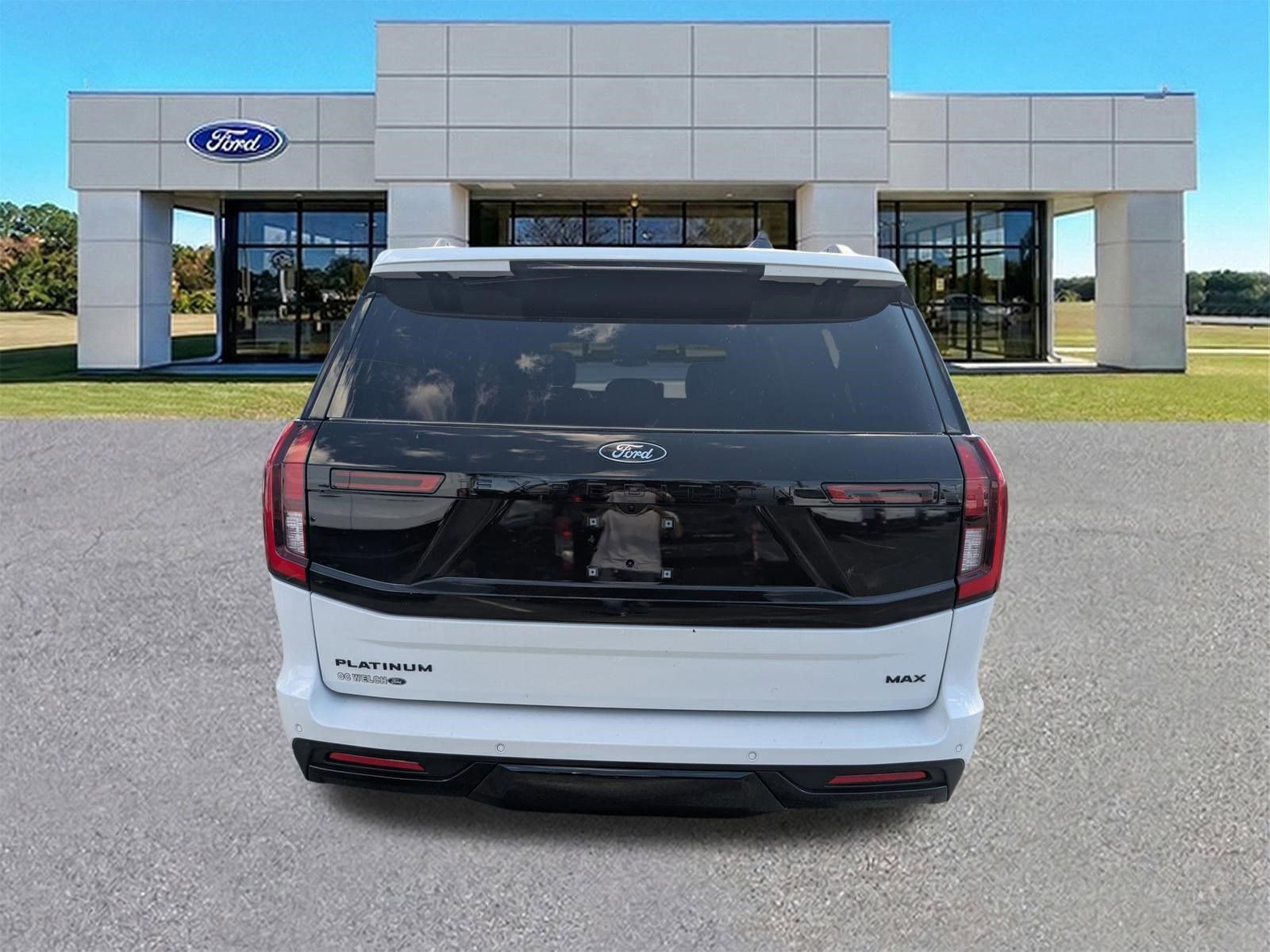 New 2025 Ford Expedition Max Platinum w/ Stealth Performance Package image 5
