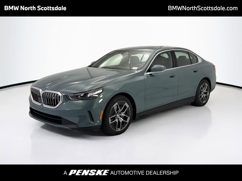 New 2026 BMW i5 eDrive40 w/ Premium Package image 1