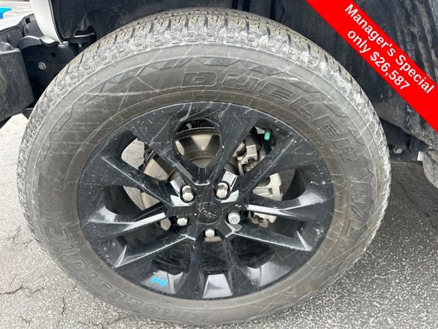 Used 2022 Jeep Wrangler Unlimited Sahara w/ Dual Top Group image 25