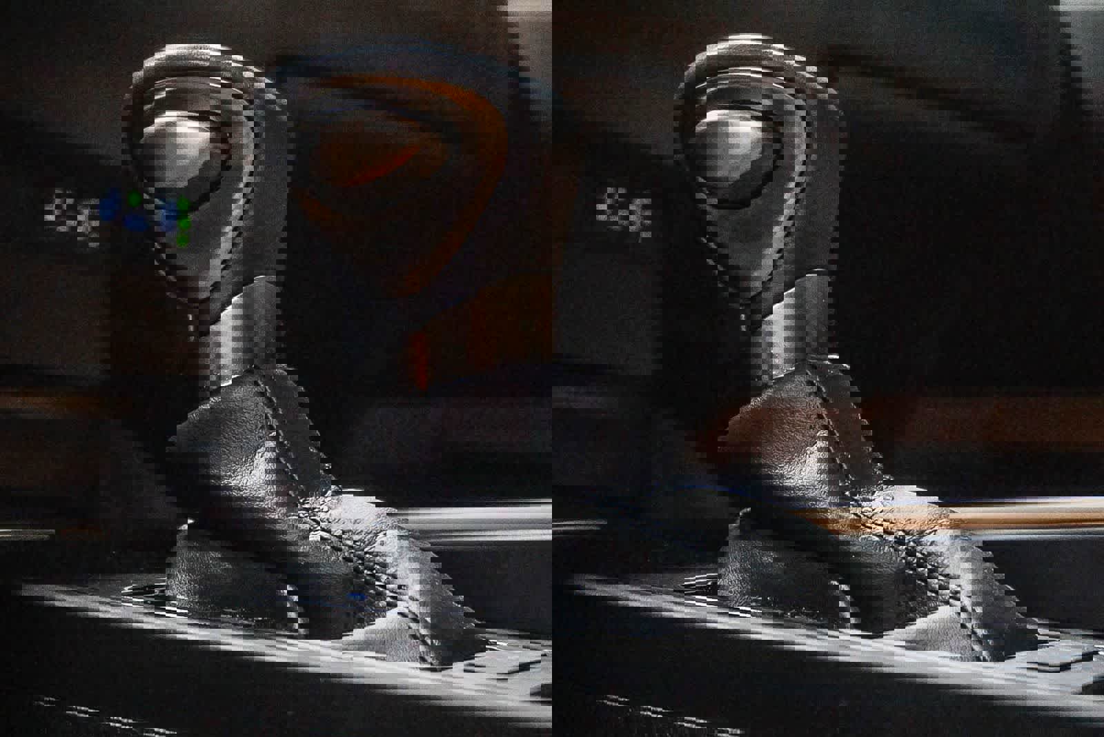 Used 2025 Lexus ES 300h w/ Premium Package image 20