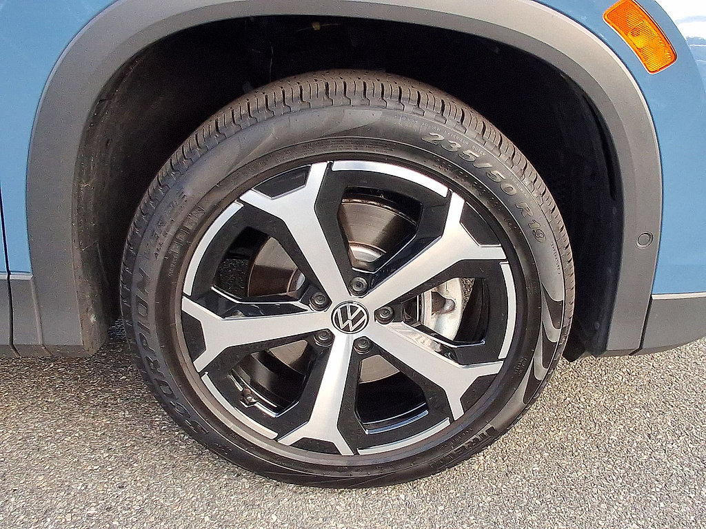 Used 2026 Volkswagen Tiguan SE AWD/4WD image 33