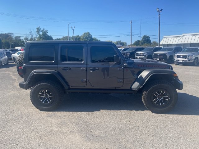Used 2024 Jeep Wrangler Unlimited Rubicon w/ XTREMEE 35" Tire Package AWD/4WD image 7