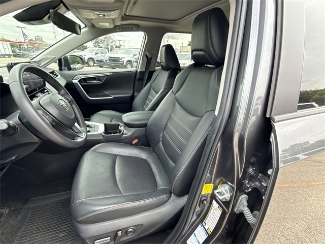 Used 2023 Toyota RAV4 Limited w/ Limited Grade Weather Package image 20