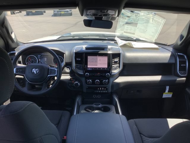New 2026 RAM 1500 Express AWD/4WD image 6