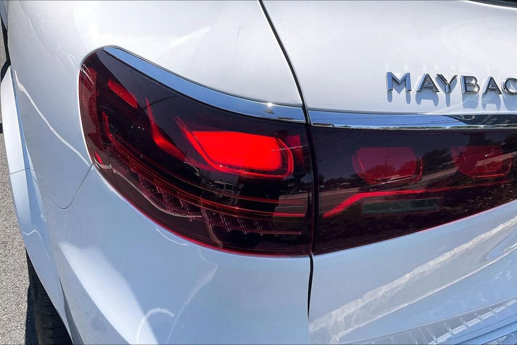Certified 2025 Mercedes-Benz Maybach GLS 600 4MATIC image 24