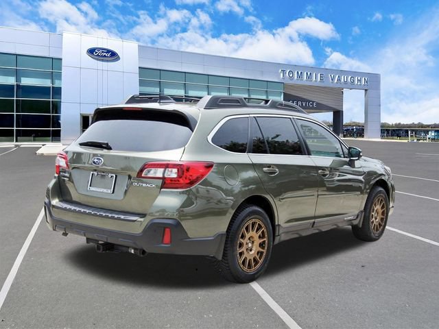 Used 2018 Subaru Outback 2.5i Limited AWD/4WD image 4