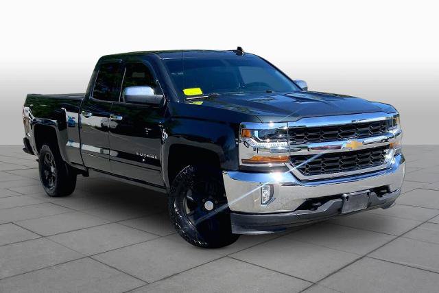 Used 2018 Chevrolet Silverado 1500 LT w/ All Star Edition AWD/4WD image 3