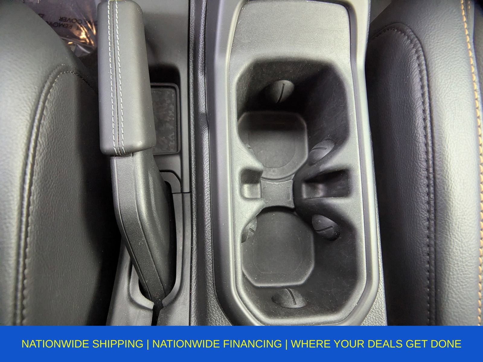 Used 2024 Jeep Wrangler Unlimited Sahara w/ Technology Group image 30