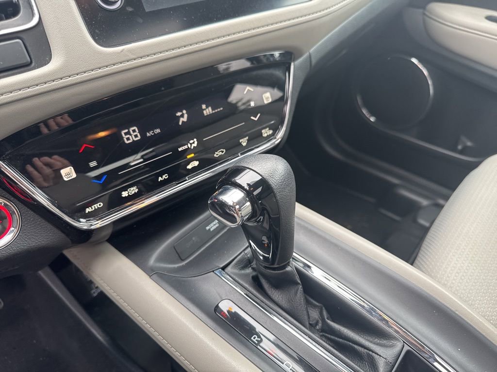 Used 2022 Honda HR-V EX image 6