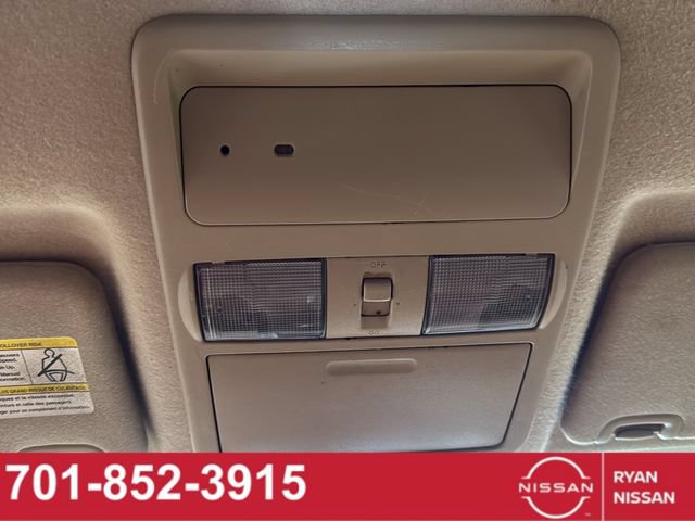 Used 2013 Nissan Frontier SV AWD/4WD image 21