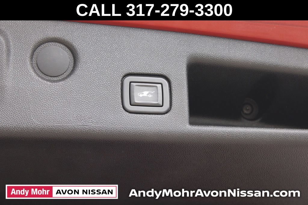 Used 2020 Chevrolet Equinox LT FWD image 11