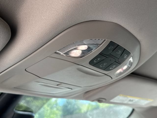 Used 2024 Chrysler Pacifica Touring-L FWD image 29