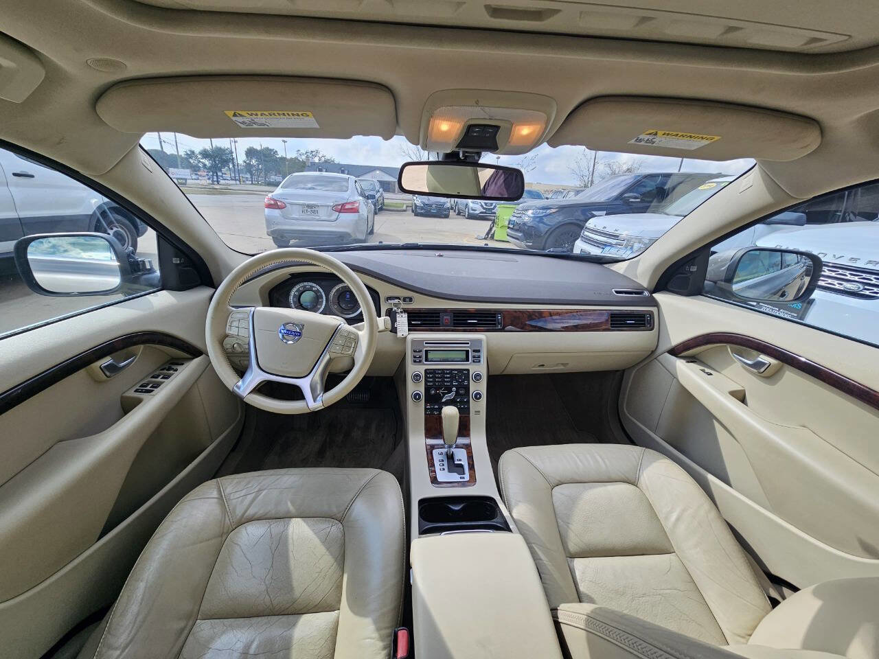 Used 2010 Volvo XC70 T6 image 7