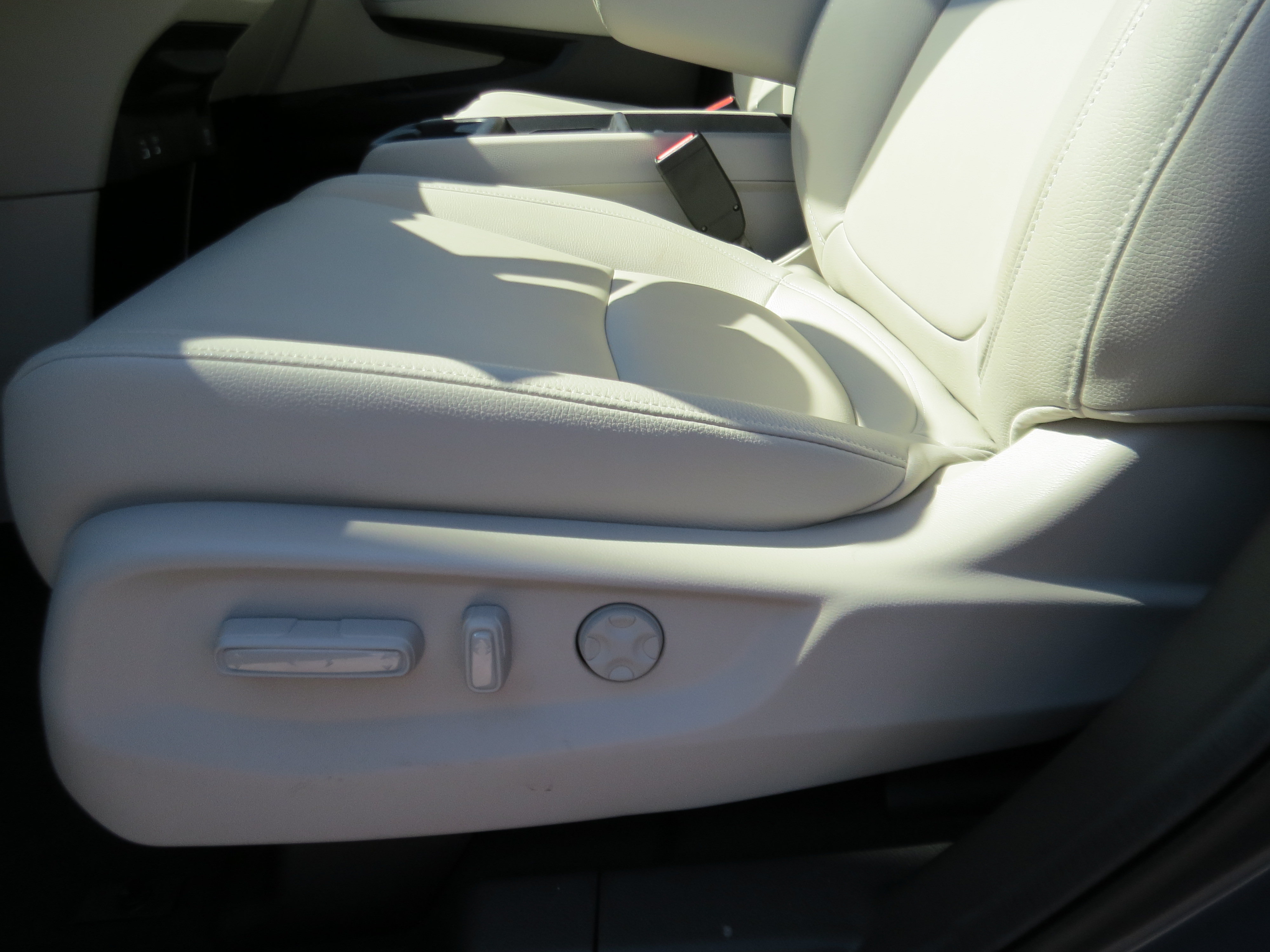 Used 2026 Honda Odyssey EX-L image 16