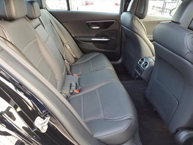 Used 2025 Mercedes-Benz C 300 Sedan image 20