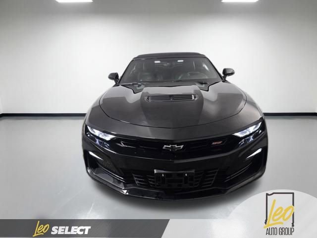 Used 2020 Chevrolet Camaro SS RWD image 2