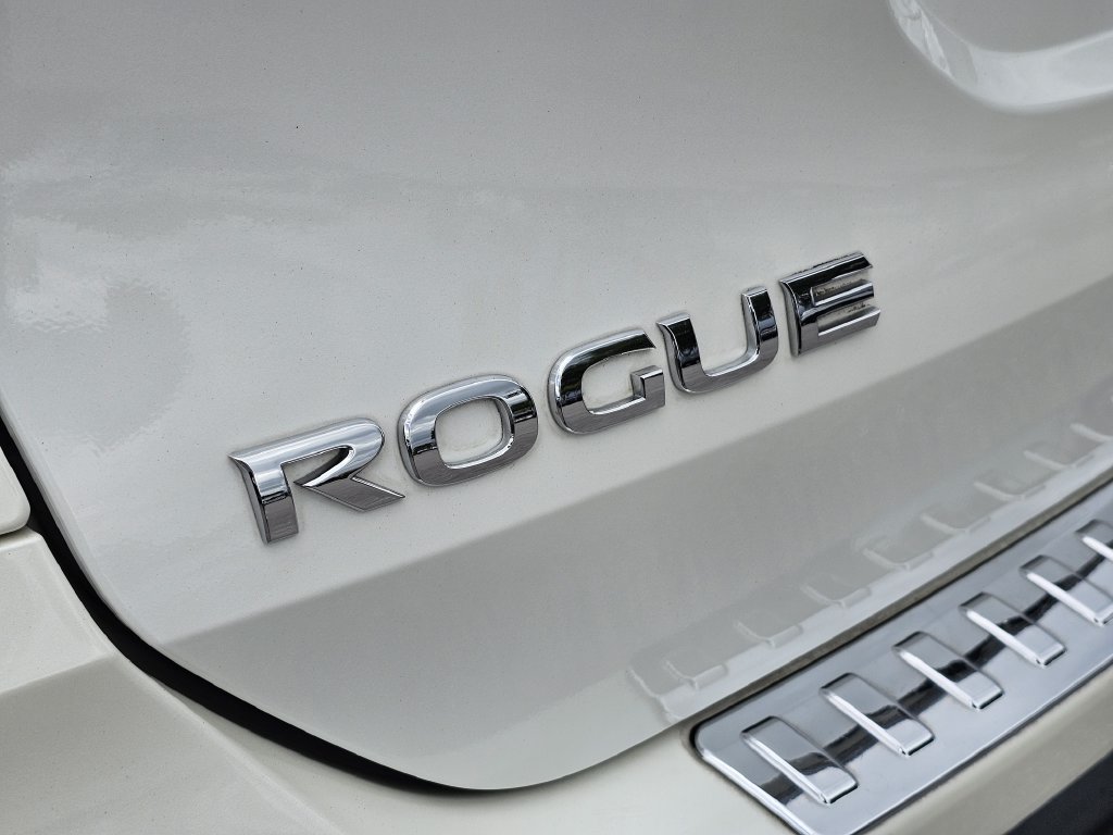 Used 2020 Nissan Rogue SL w/ Premium Package FWD image 8