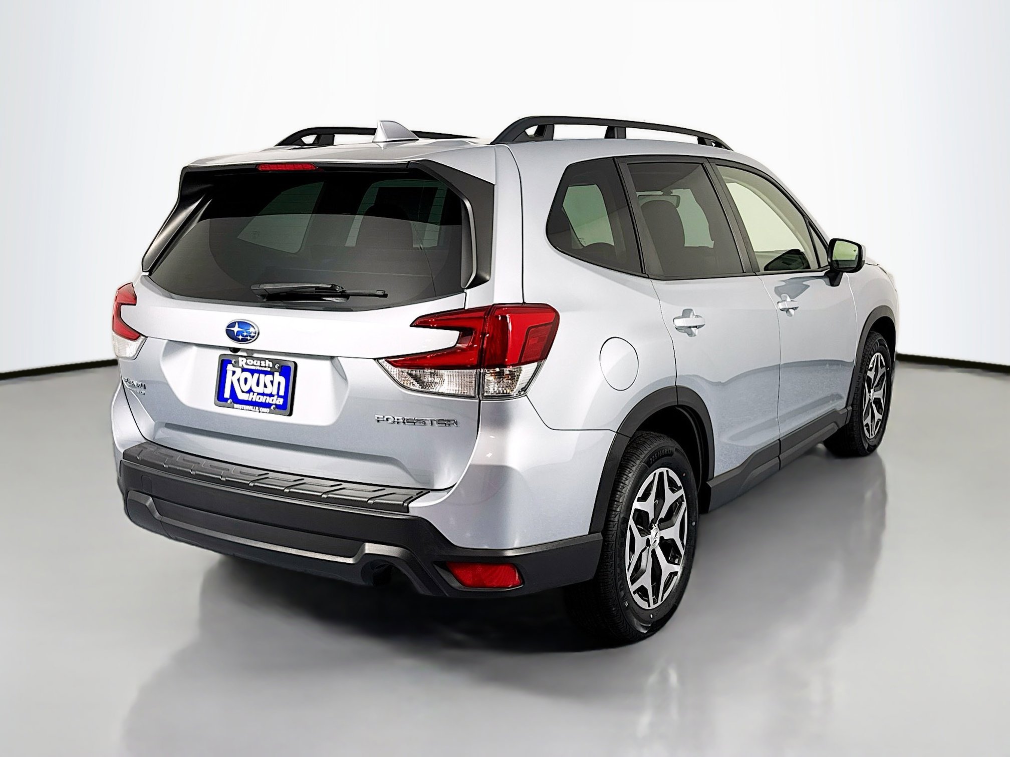 Used 2023 Subaru Forester Premium w/ Popular Package #1 image 5