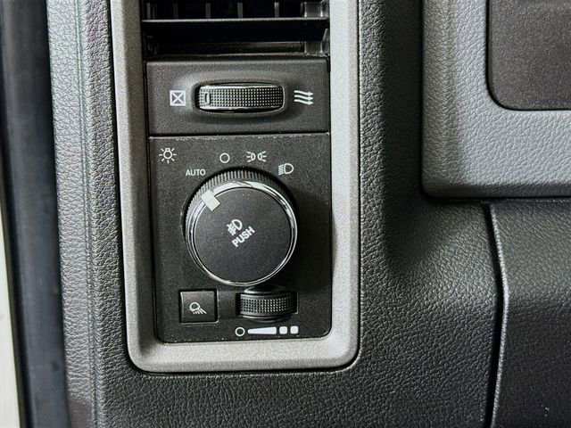 Used 2014 RAM 1500 Express image 10
