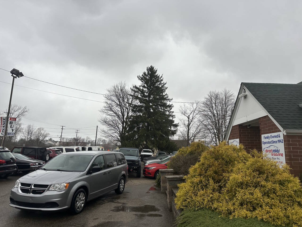 Used 2019 Dodge Grand Caravan SE FWD image 1