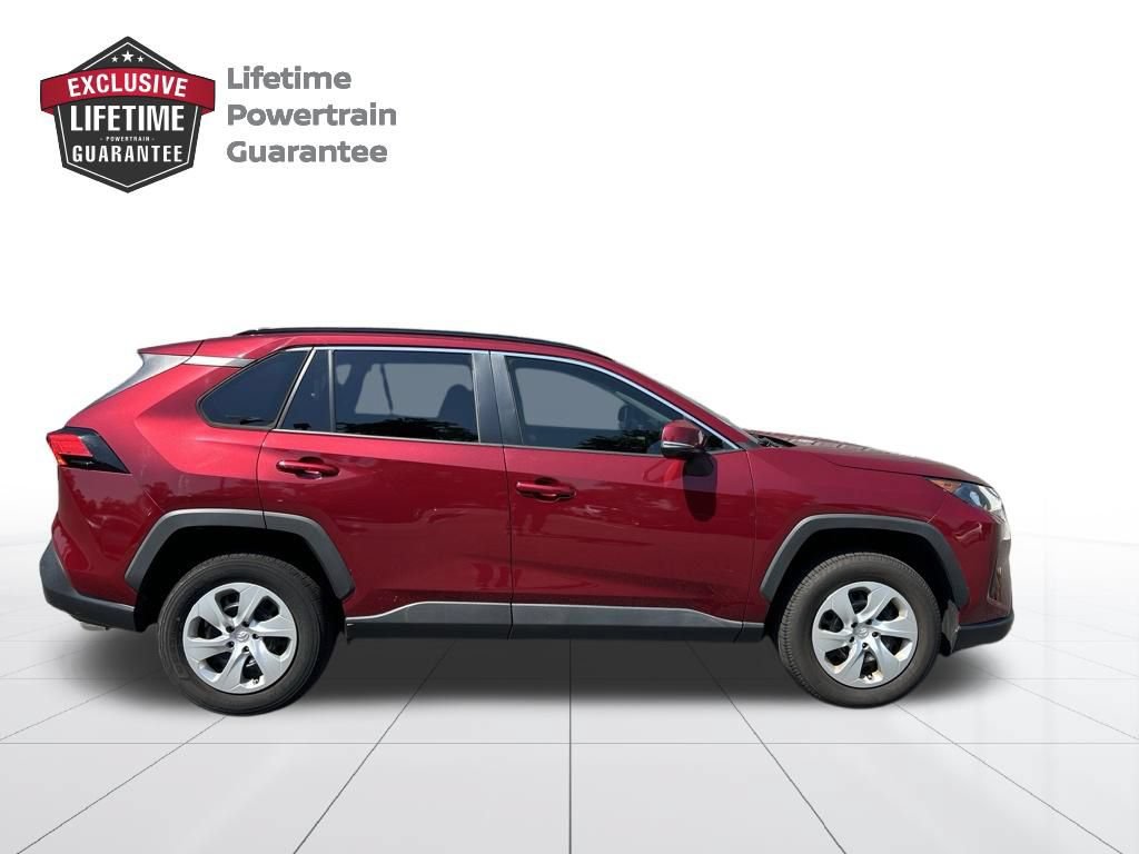 Used 2021 Toyota RAV4 LE FWD image 6