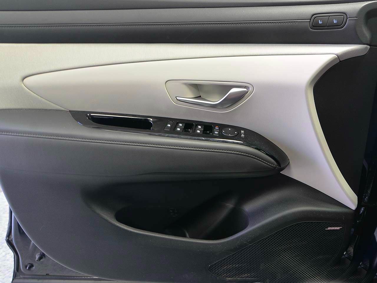 Used 2025 Hyundai Tucson Limited AWD/4WD image 6