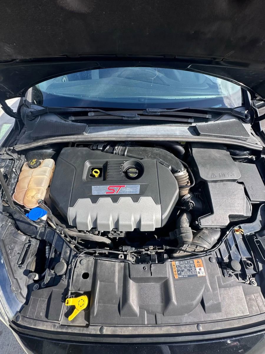 Used 2016 Ford Focus ST image 12