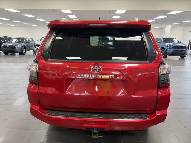 Used 2017 Toyota 4Runner SR5 AWD/4WD image 6