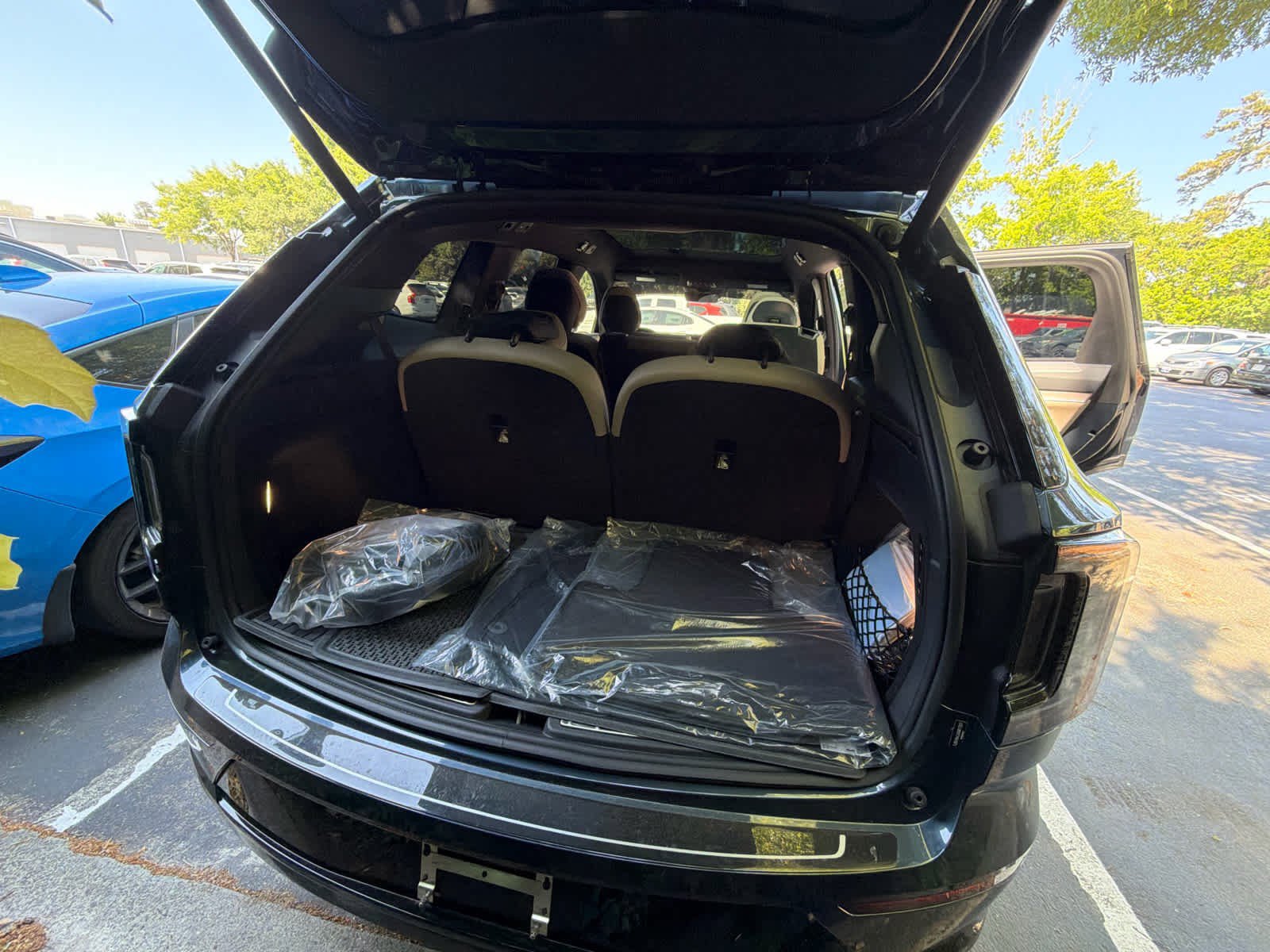 Used 2025 Volvo EX90 Ultra image 23