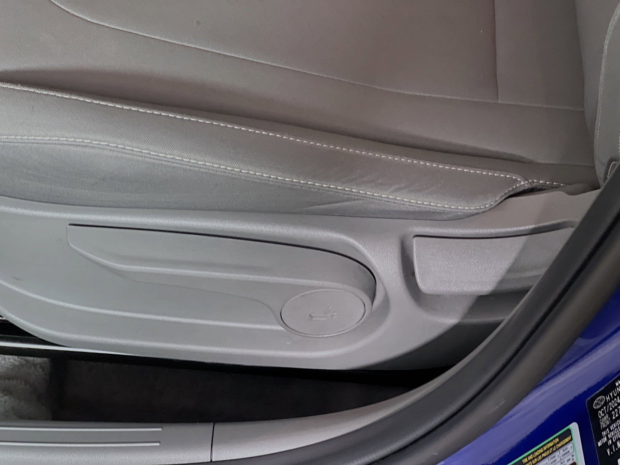 Used 2025 Hyundai Elantra SEL image 16