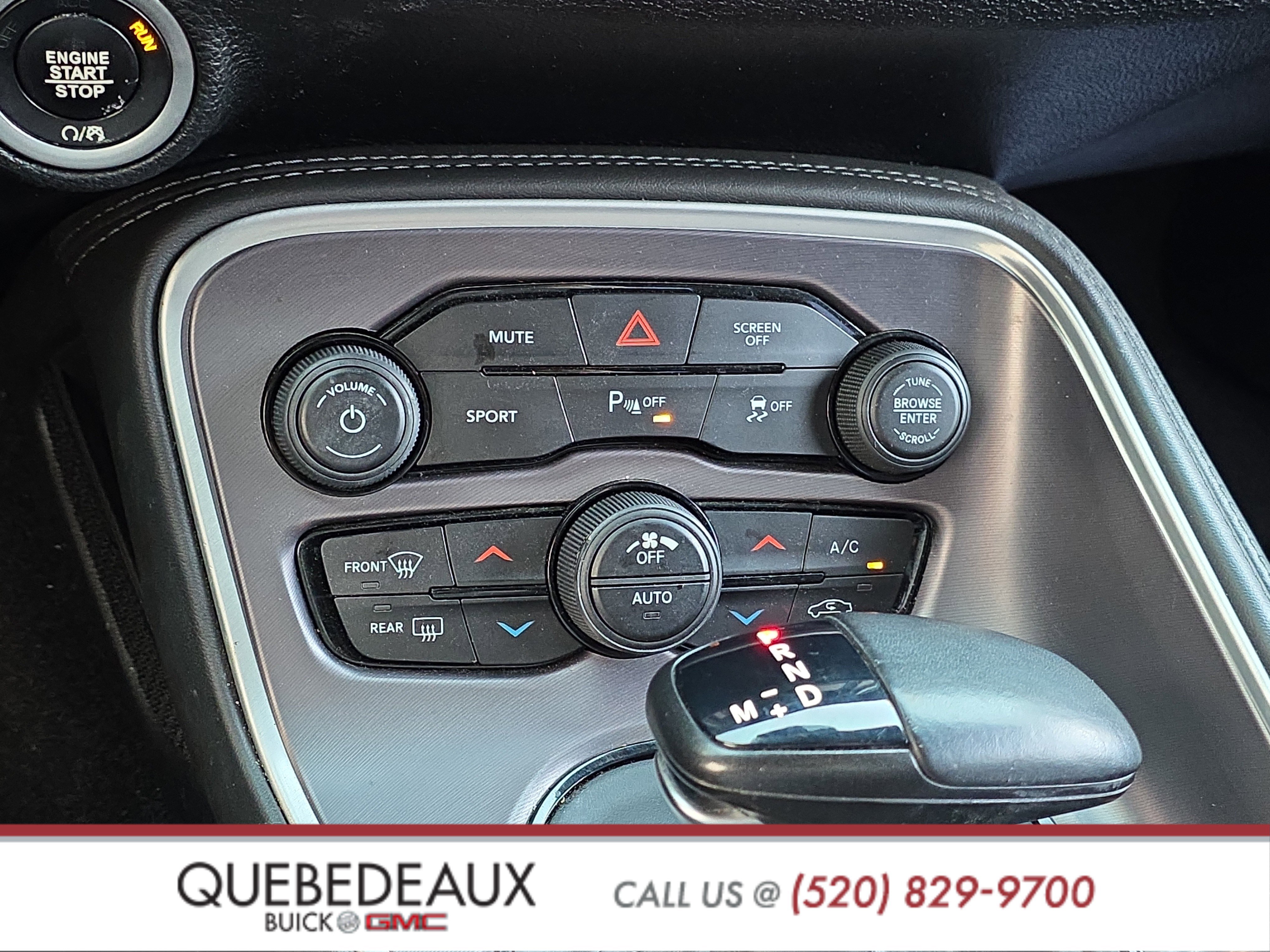 Used 2019 Dodge Challenger R/T w/ Driver Convenience Group RWD image 16