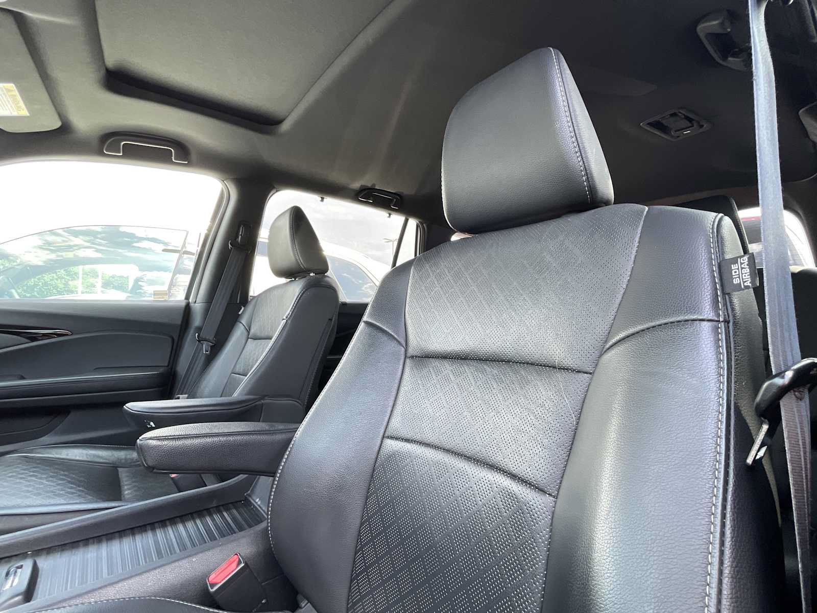 Used 2019 Honda Passport Touring image 9