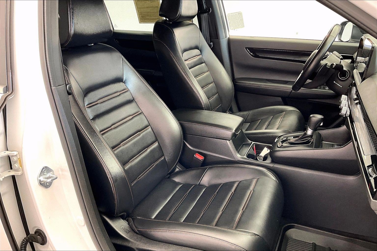 Used 2025 Honda CR-V Sport Touring image 6