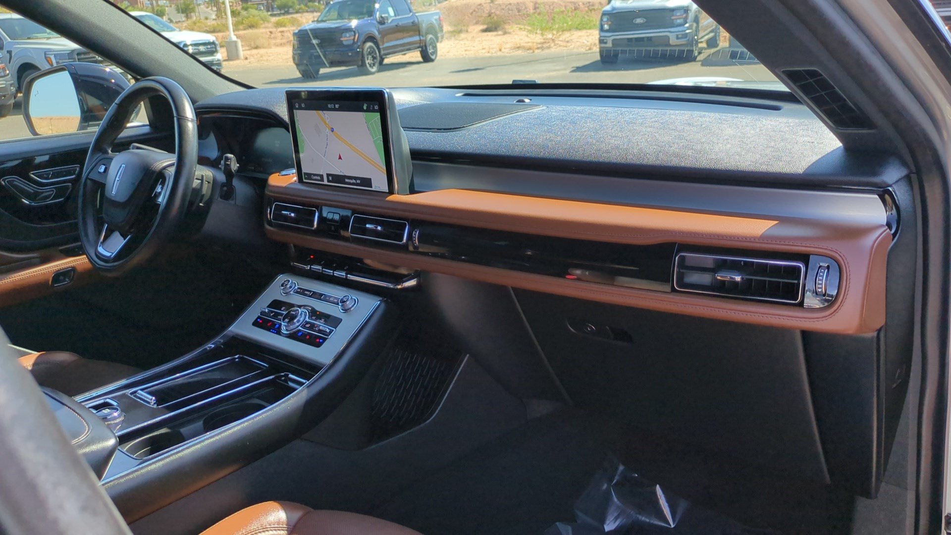 Used 2023 Lincoln Aviator Reserve w/ Equipment Group 201A RWD image 34