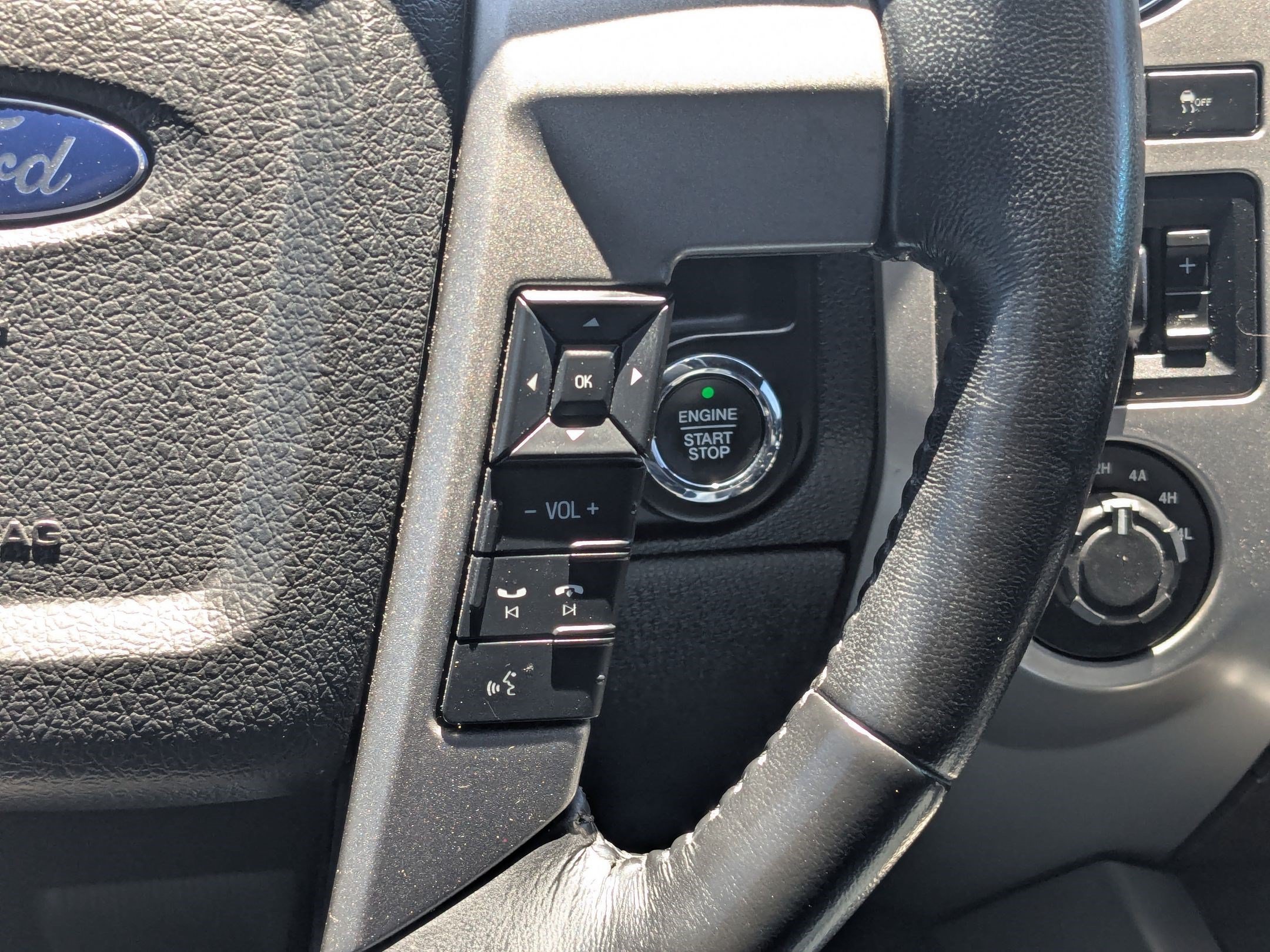 Used 2016 Ford Expedition Limited AWD/4WD image 20