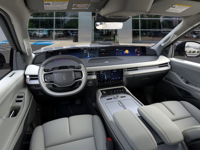 New 2026 Lincoln Navigator L Premier image 9