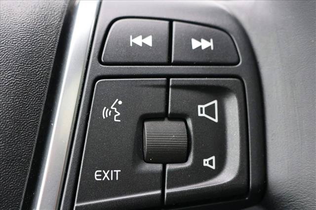 Used 2015 Volvo XC60 T5 Premier FWD image 16