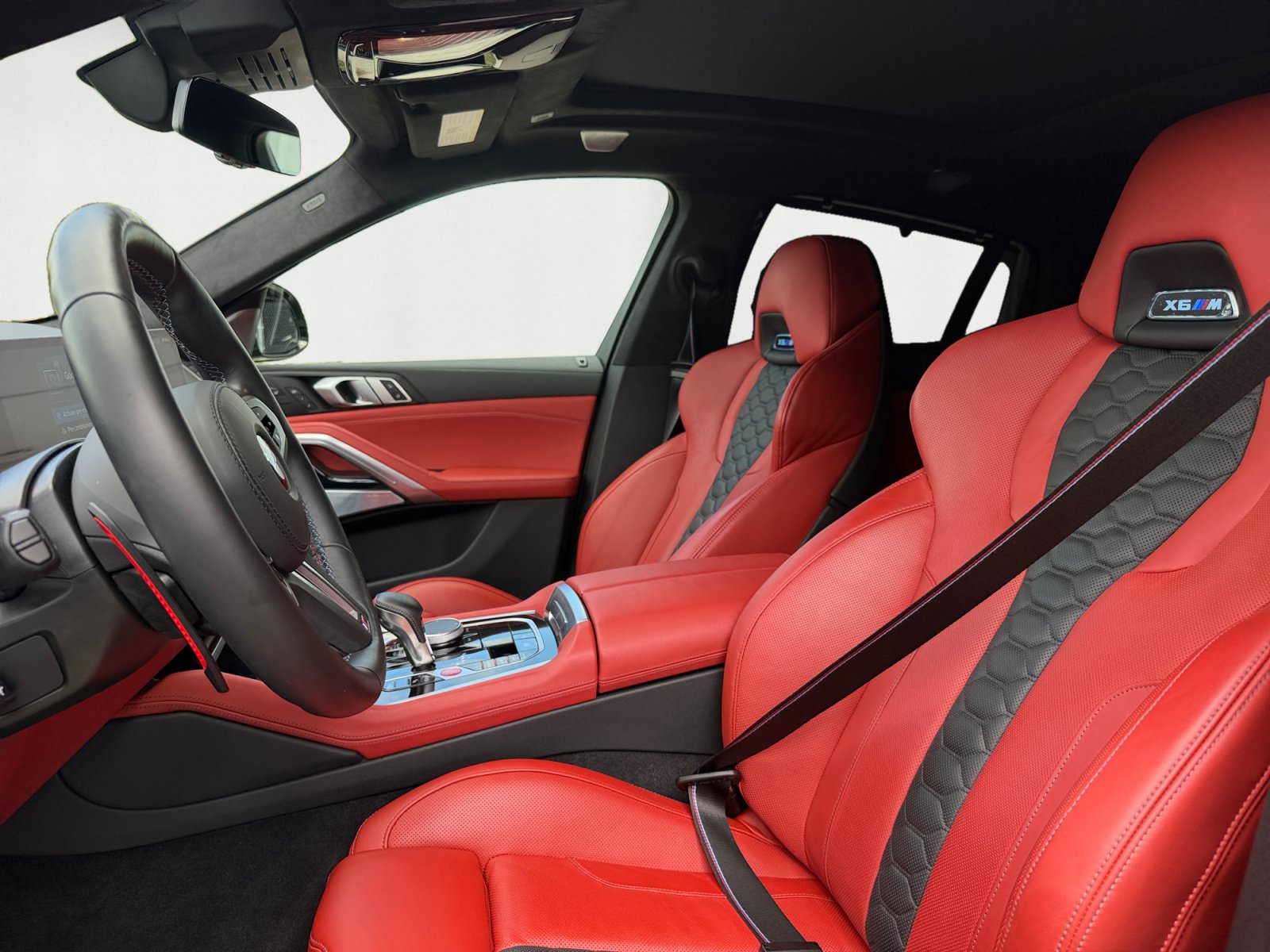 Used 2025 BMW X6 M Competition AWD/4WD image 10