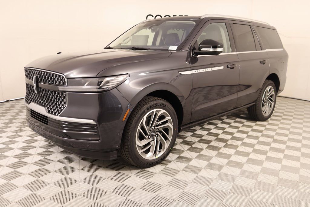New 2025 Lincoln Navigator Reserve image 10