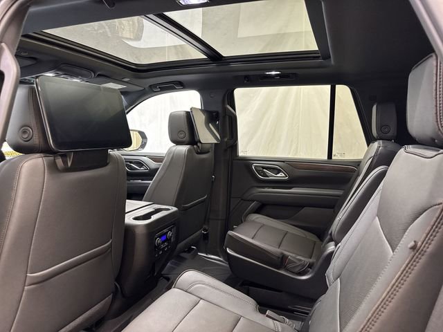 Used 2024 Chevrolet Tahoe High Country AWD/4WD image 14